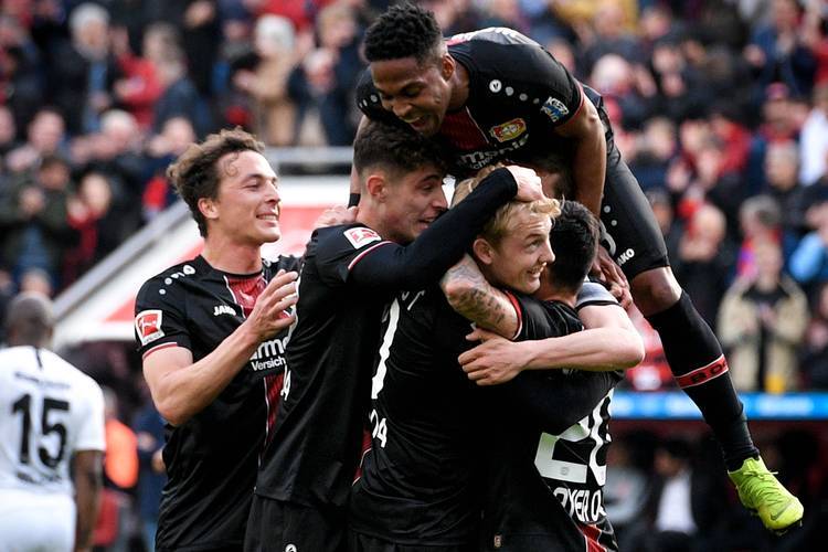 爱游戏官网-关于官宣日德国杯焦点战，桑托斯完成复出首秀，赛场秩序良好，赛程密集仍需轮换的信息