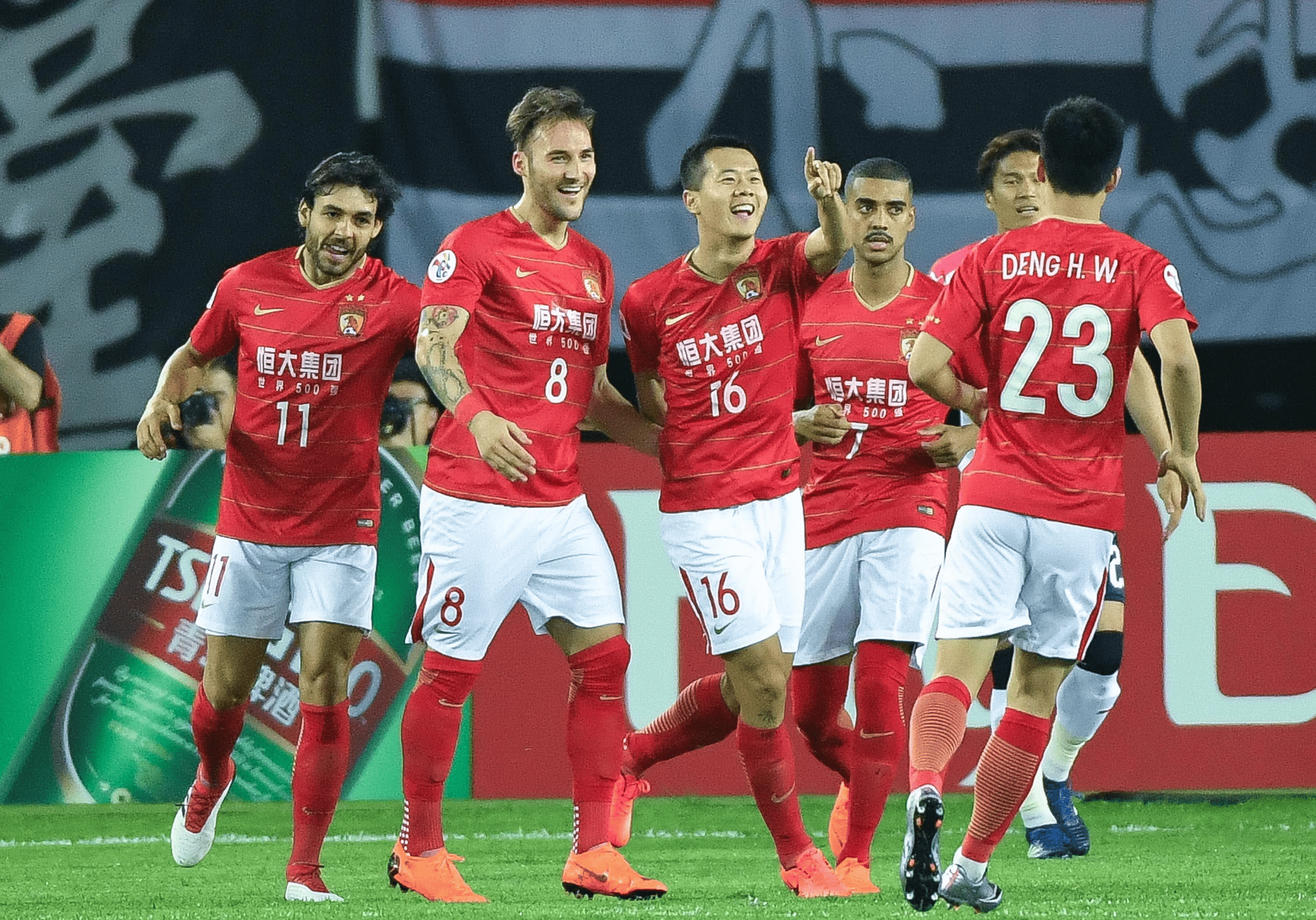 爱游戏APP-包含迈阿密热火发布备战花絮；赛后扳平良机；英超任务艰巨；球队文化再被提及的词条