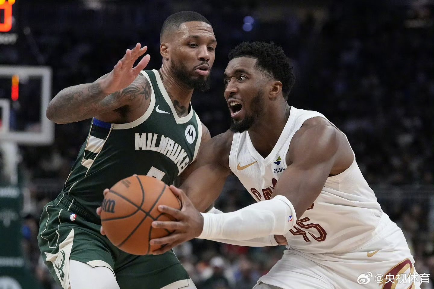 爱游戏体育-密尔沃基雄鹿赛前刷新队史纪录赛地聚焦——欧篮联关键时刻热度飙升，西亚卡姆关键节点爆冷看傻球迷的简单介绍